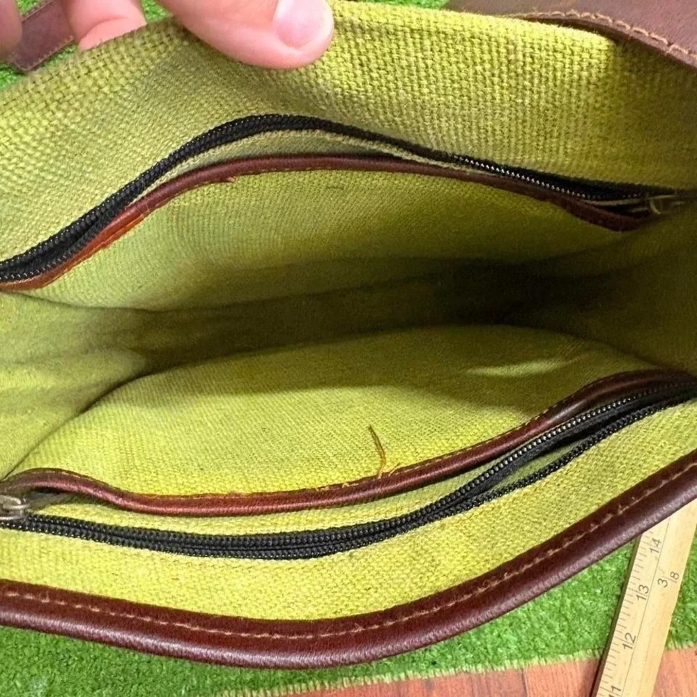Vtg 70s Leather Satchel Messenger Crossbody Bag Canvas Interior Avocado Green